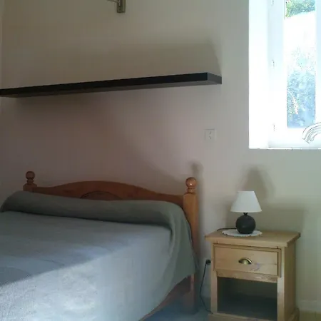 Dans Une Maison De Village Apartment *