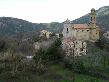 Dans Une Maison De Village